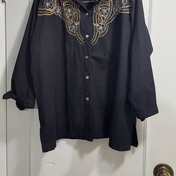 Club Z Denim Long Sleeve Button Down Embroidered Beaded Denim Blouse  NWT - Picture 6 of 6